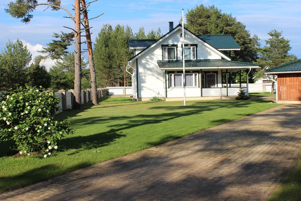 Kuru Villa Exterior photo